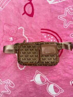 Michael Kors Belt Bag
